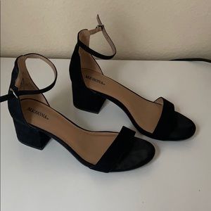 Black suede low-heel strap sandal